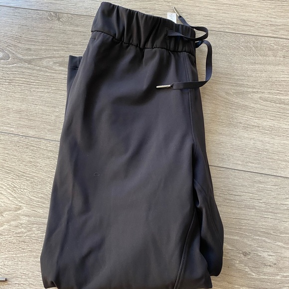 Lululemon Jogger Size 4 - Picture 2 of 3